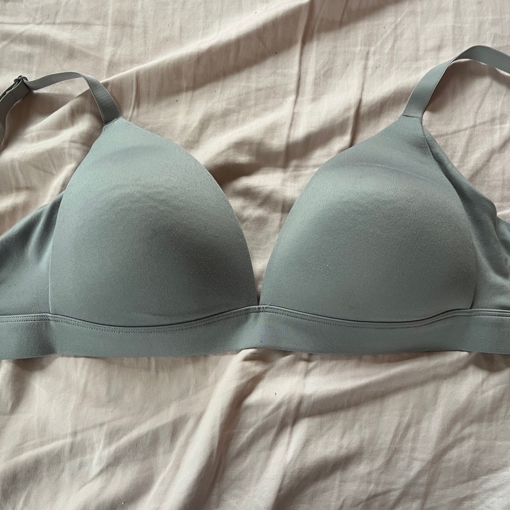 Gray Wireless Bra